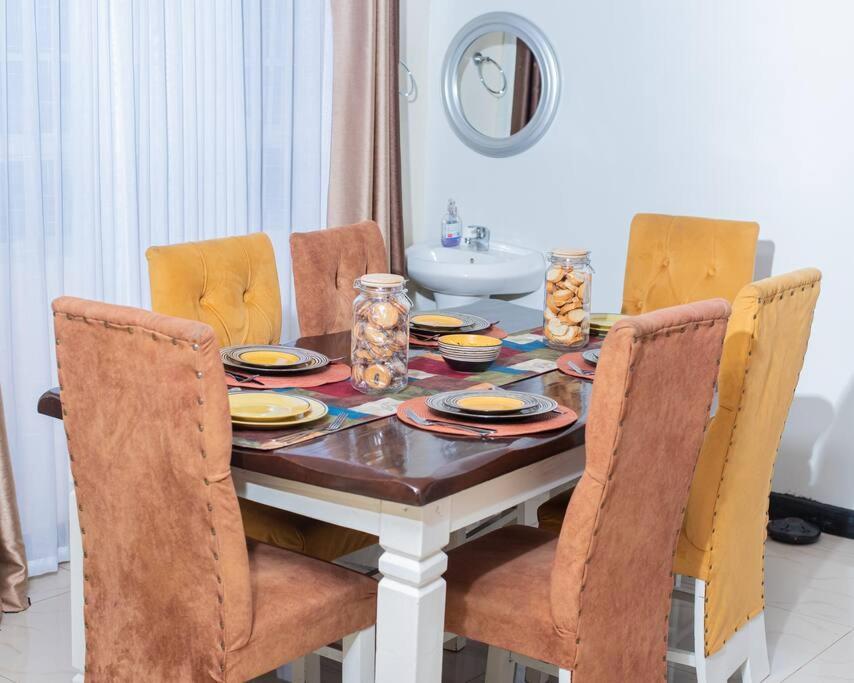Forget Your Worries In This Serene 5 Bedroom Villa In Ngong Nairobi Esterno foto